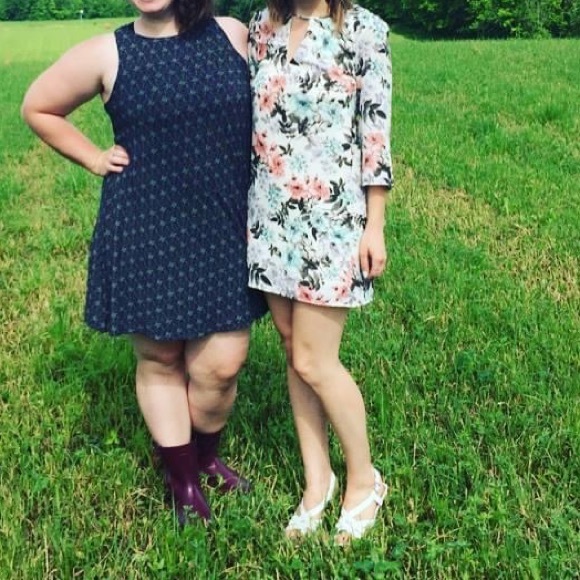 Floral dress - Picture 3 of 4